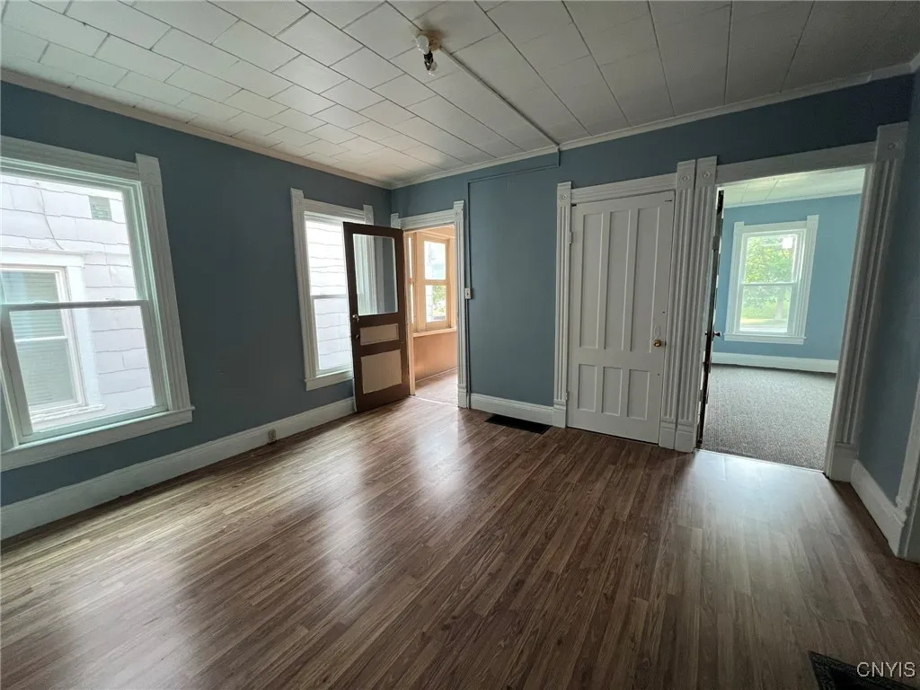 344 Bryant Avenue 46, Syracuse, New York 13204, Syracuse, New York 13204, 6 Bedrooms Bedrooms, ,2 BathroomsBathrooms,Residential,Closed,344 Bryant Avenue 46, Syracuse, New York 13204,0,S1629180