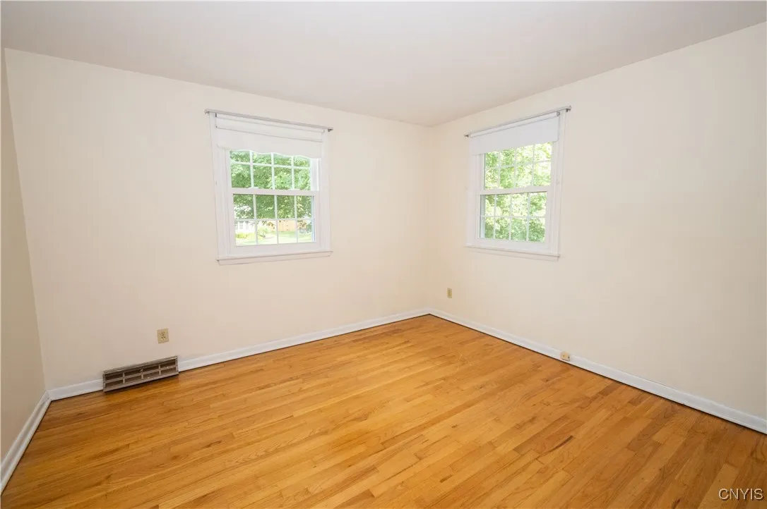 200 Emann Drive, Camillus, New York 13031, Camillus, New York 13031, 4 Bedrooms Bedrooms, 6 Rooms Rooms,2 BathroomsBathrooms,Residential,Closed,200 Emann Drive, Camillus, New York 13031,0,S1629066