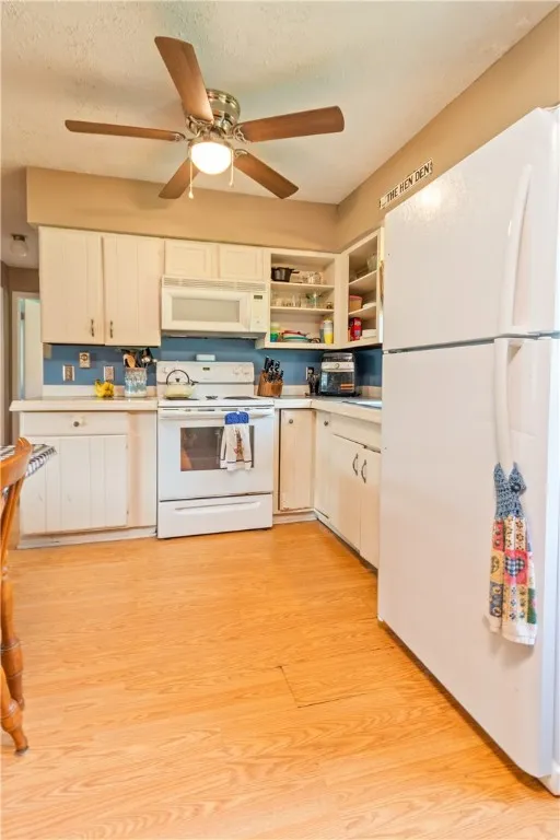 3730 Middle Cheshire Road, Canandaigua Town, New Y, Canandaigua Town, New York 14424, 4 Bedrooms Bedrooms, 8 Rooms Rooms,2 BathroomsBathrooms,Residential,Closed,3730 Middle Cheshire Road, Canandaigua Town, New Y,0,R1628500