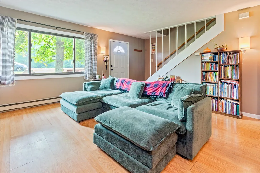 3730 Middle Cheshire Road, Canandaigua Town, New Y, Canandaigua Town, New York 14424, 4 Bedrooms Bedrooms, 8 Rooms Rooms,2 BathroomsBathrooms,Residential,Closed,3730 Middle Cheshire Road, Canandaigua Town, New Y,0,R1628500