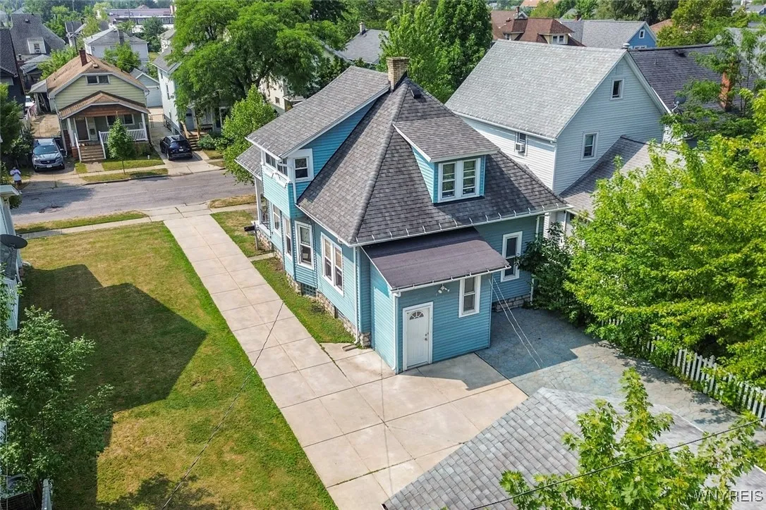 129 Tremaine Avenue, Tonawanda, New York 14217, Tonawanda, New York 14217, 3 Bedrooms Bedrooms, 7 Rooms Rooms,1 BathroomBathrooms,Residential,For Sale,129 Tremaine Avenue, Tonawanda, New York 14217,B1629017