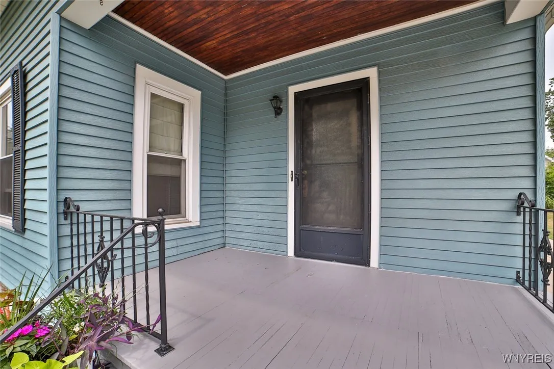 129 Tremaine Avenue, Tonawanda, New York 14217, Tonawanda, New York 14217, 3 Bedrooms Bedrooms, 7 Rooms Rooms,1 BathroomBathrooms,Residential,For Sale,129 Tremaine Avenue, Tonawanda, New York 14217,B1629017
