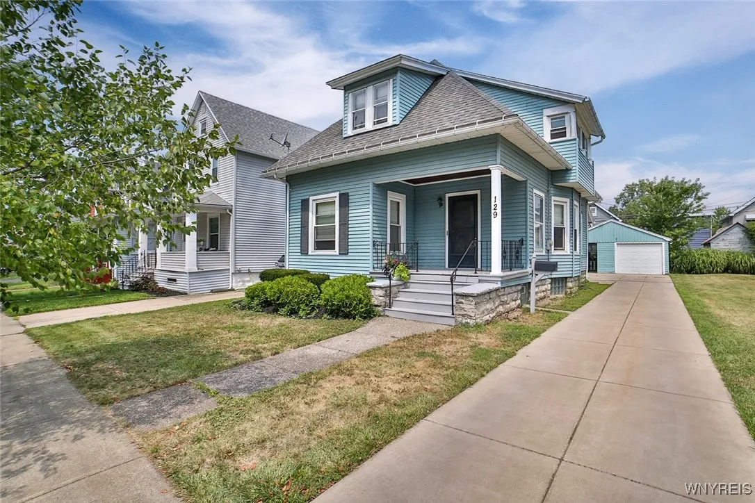 129 Tremaine Avenue, Tonawanda, New York 14217, Tonawanda, New York 14217, 3 Bedrooms Bedrooms, 7 Rooms Rooms,1 BathroomBathrooms,Residential,For Sale,129 Tremaine Avenue, Tonawanda, New York 14217,B1629017