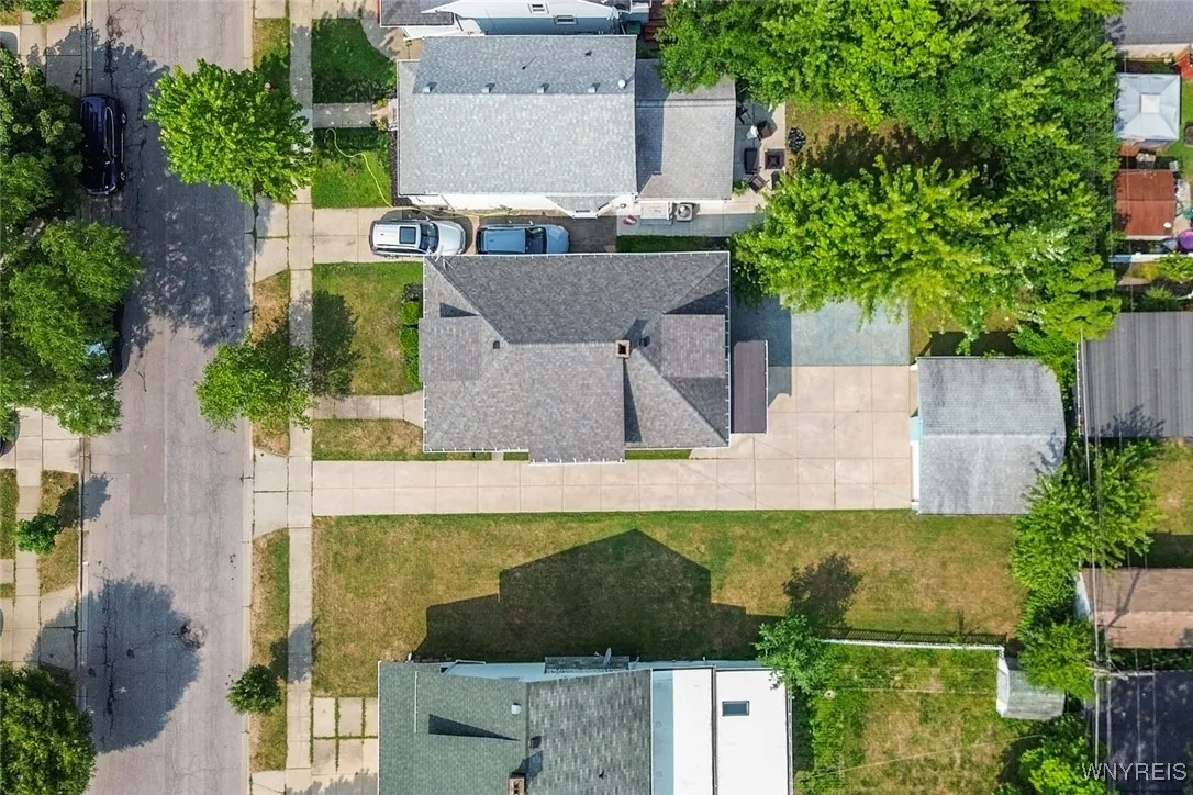 129 Tremaine Avenue, Tonawanda, New York 14217, Tonawanda, New York 14217, 3 Bedrooms Bedrooms, 7 Rooms Rooms,1 BathroomBathrooms,Residential,For Sale,129 Tremaine Avenue, Tonawanda, New York 14217,B1629017