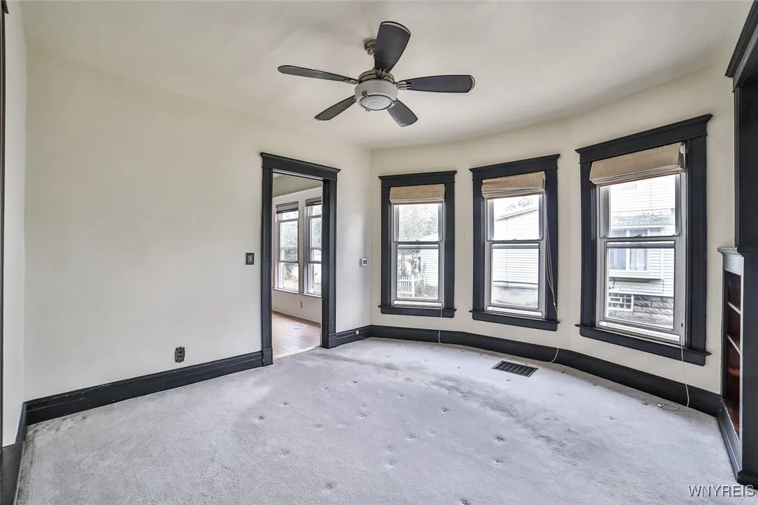 129 Tremaine Avenue, Tonawanda, New York 14217, Tonawanda, New York 14217, 3 Bedrooms Bedrooms, 7 Rooms Rooms,1 BathroomBathrooms,Residential,For Sale,129 Tremaine Avenue, Tonawanda, New York 14217,B1629017