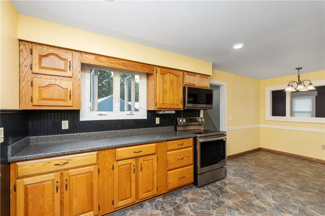 28 Angelica Street, Almond, New York 14804, Almond, New York 14804, 3 Bedrooms Bedrooms, 6 Rooms Rooms,2 BathroomsBathrooms,Residential,Closed,28 Angelica Street, Almond, New York 14804,0,R1628909