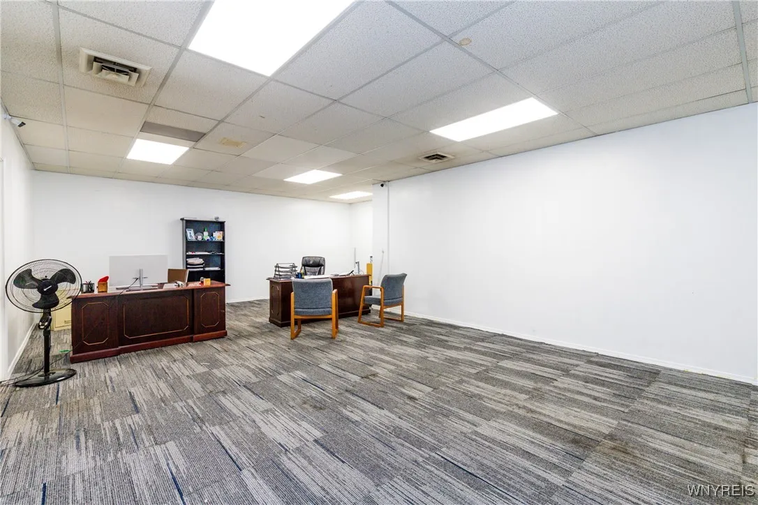 2718 Elmwood Avenue, Tonawanda, New York 14217, Tonawanda, New York 14217, ,Commercial Sale,For Sale,2718 Elmwood Avenue, Tonawanda, New York 14217,B1629170