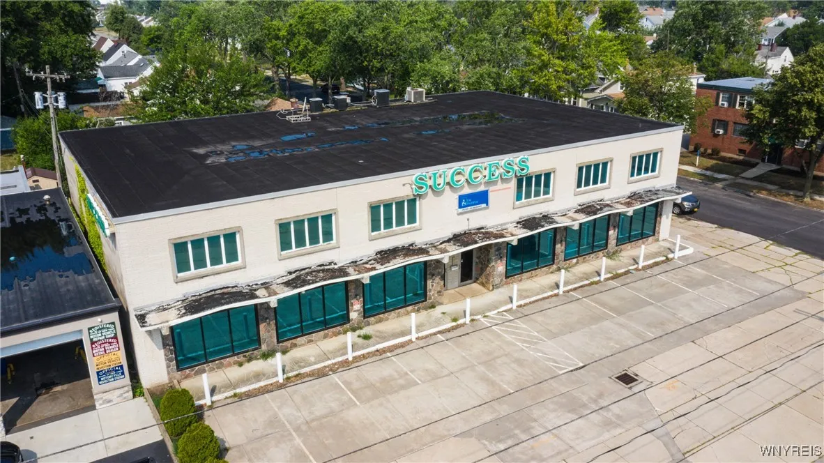 2718 Elmwood Avenue, Tonawanda, New York 14217, Tonawanda, New York 14217, ,Commercial Sale,For Sale,2718 Elmwood Avenue, Tonawanda, New York 14217,B1629170