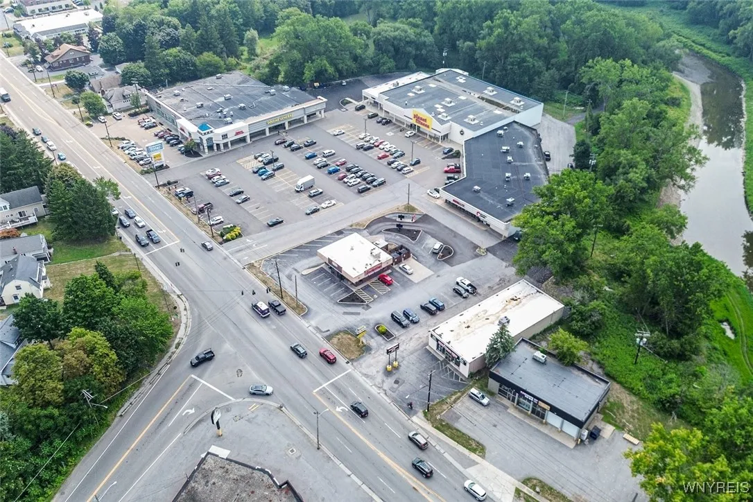 3001 Ridge Road, West Seneca, New York 14224, West Seneca, New York 14224, ,Commercial Sale,For Sale,3001 Ridge Road, West Seneca, New York 14224,B1629172