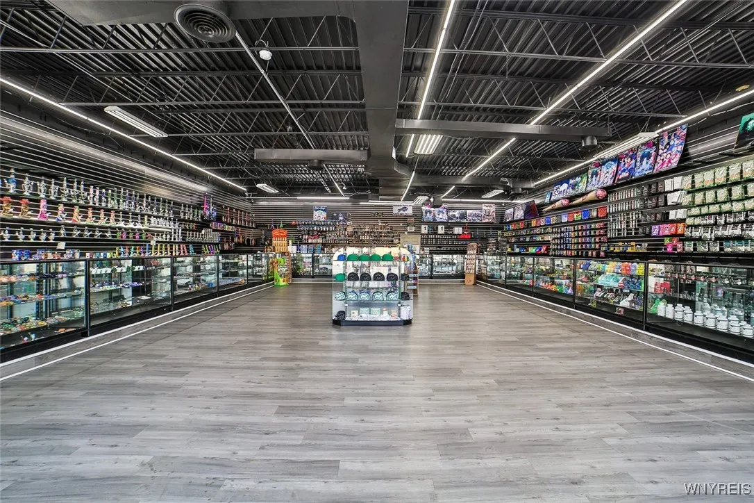 3001 Ridge Road, West Seneca, New York 14224, West Seneca, New York 14224, ,Commercial Sale,For Sale,3001 Ridge Road, West Seneca, New York 14224,B1629172
