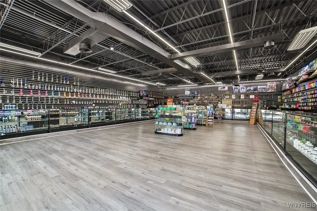 3001 Ridge Road, West Seneca, New York 14224, West Seneca, New York 14224, ,Commercial Sale,For Sale,3001 Ridge Road, West Seneca, New York 14224,B1629172