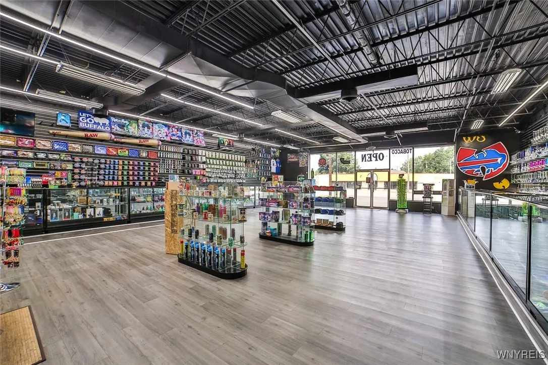 3001 Ridge Road, West Seneca, New York 14224, West Seneca, New York 14224, ,Commercial Sale,For Sale,3001 Ridge Road, West Seneca, New York 14224,B1629172