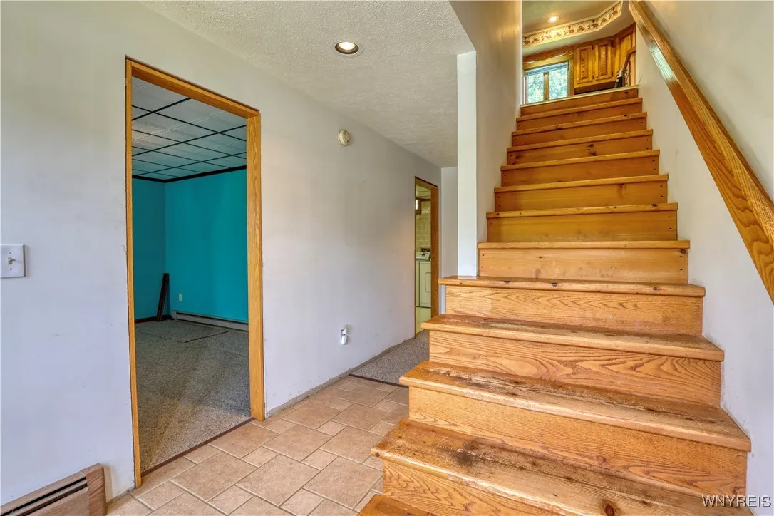 5736 Plum Brook Road, Great Valley, New York 14741, Great Valley, New York 14741, 4 Bedrooms Bedrooms, 10 Rooms Rooms,2 BathroomsBathrooms,Residential,Closed,5736 Plum Brook Road, Great Valley, New York 14741,0,B1629292