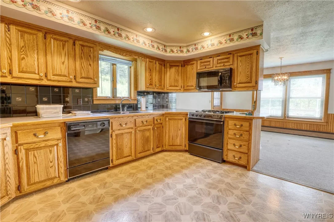 5736 Plum Brook Road, Great Valley, New York 14741, Great Valley, New York 14741, 4 Bedrooms Bedrooms, 10 Rooms Rooms,2 BathroomsBathrooms,Residential,Closed,5736 Plum Brook Road, Great Valley, New York 14741,0,B1629292