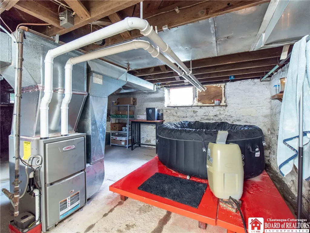 11 Superior Street, Jamestown, New York 14701, Jamestown, New York 14701, 2 Bedrooms Bedrooms, 8 Rooms Rooms,2 BathroomsBathrooms,Residential,Closed,11 Superior Street, Jamestown, New York 14701,0,R1628761