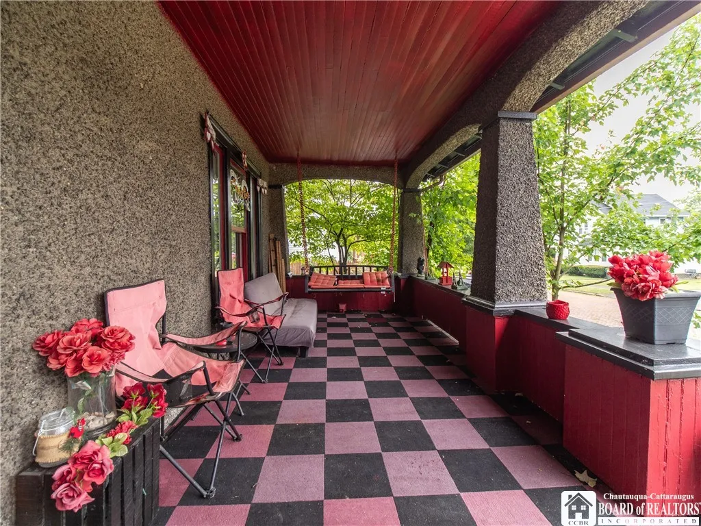 11 Superior Street, Jamestown, New York 14701, Jamestown, New York 14701, 2 Bedrooms Bedrooms, 8 Rooms Rooms,2 BathroomsBathrooms,Residential,Closed,11 Superior Street, Jamestown, New York 14701,0,R1628761