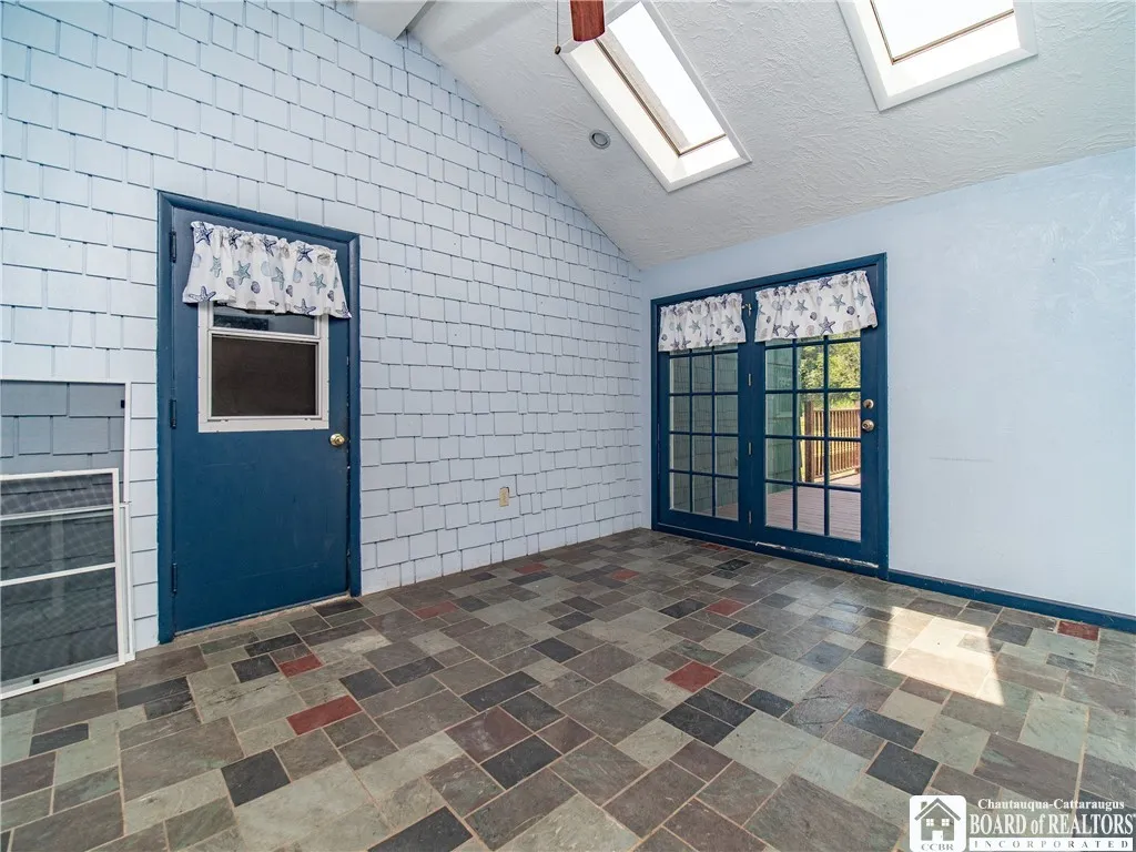 2187 Swanson Road, Ellicott, New York 14701, Ellicott, New York 14701, 3 Bedrooms Bedrooms, 9 Rooms Rooms,1 BathroomBathrooms,Residential,Closed,2187 Swanson Road, Ellicott, New York 14701,0,R1629024