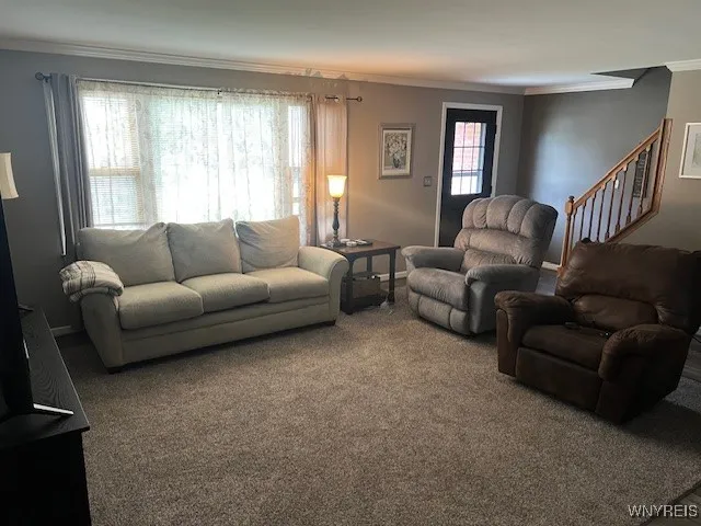 106 Singer Drive, West Seneca, New York 14224, West Seneca, New York 14224, 3 Bedrooms Bedrooms, 7 Rooms Rooms,2 BathroomsBathrooms,Residential,Closed,106 Singer Drive, West Seneca, New York 14224,0,B1628947