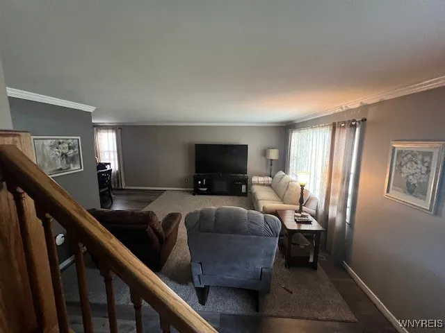 106 Singer Drive, West Seneca, New York 14224, West Seneca, New York 14224, 3 Bedrooms Bedrooms, 7 Rooms Rooms,2 BathroomsBathrooms,Residential,Closed,106 Singer Drive, West Seneca, New York 14224,0,B1628947