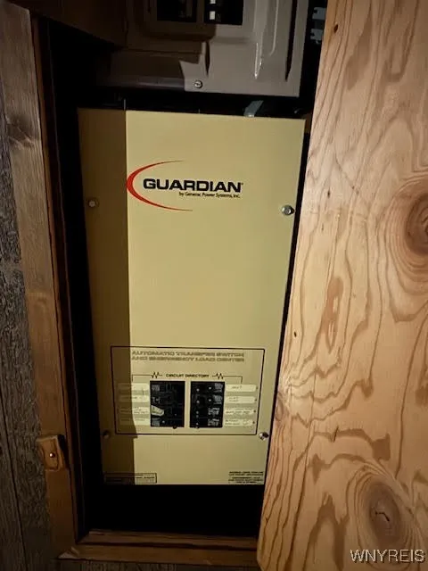 106 Singer Drive, West Seneca, New York 14224, West Seneca, New York 14224, 3 Bedrooms Bedrooms, 7 Rooms Rooms,2 BathroomsBathrooms,Residential,Closed,106 Singer Drive, West Seneca, New York 14224,0,B1628947