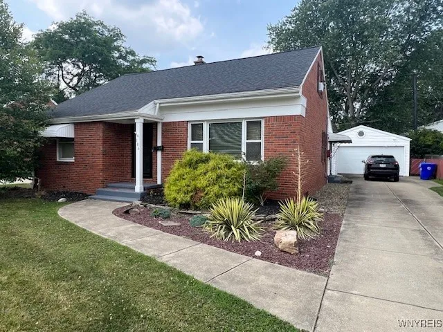 106 Singer Drive, West Seneca, New York 14224, West Seneca, New York 14224, 3 Bedrooms Bedrooms, 7 Rooms Rooms,2 BathroomsBathrooms,Residential,Closed,106 Singer Drive, West Seneca, New York 14224,0,B1628947