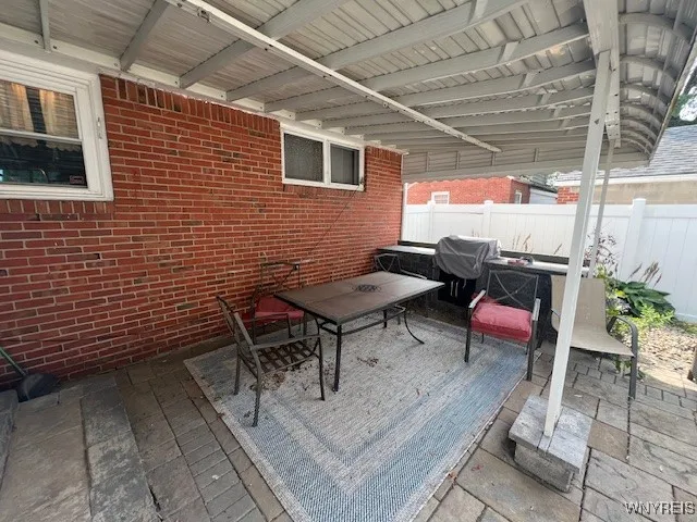 106 Singer Drive, West Seneca, New York 14224, West Seneca, New York 14224, 3 Bedrooms Bedrooms, 7 Rooms Rooms,2 BathroomsBathrooms,Residential,Closed,106 Singer Drive, West Seneca, New York 14224,0,B1628947