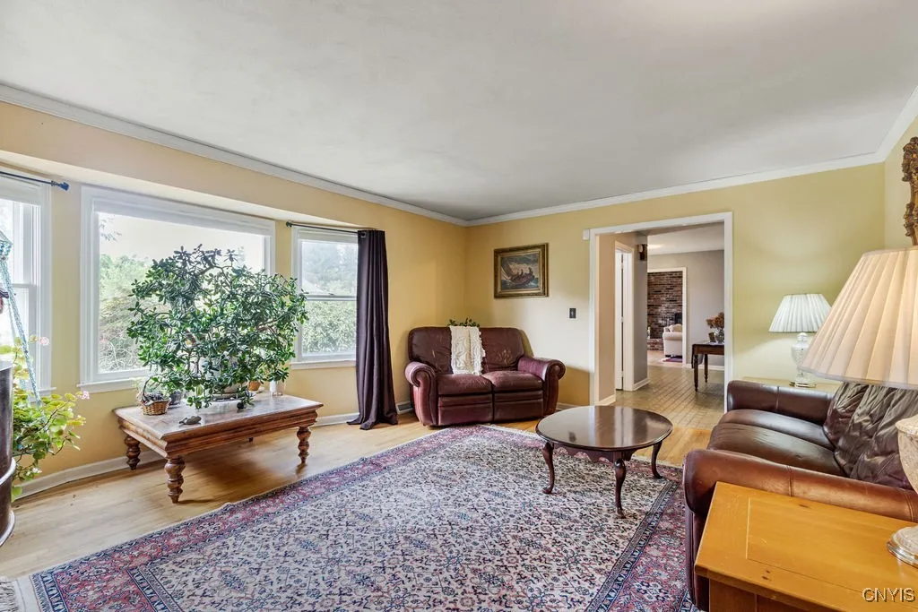 8174 Old Sunridge Drive, Manlius, New York 13104, Manlius, New York 13104, 4 Bedrooms Bedrooms, 11 Rooms Rooms,2 BathroomsBathrooms,Residential,Closed,8174 Old Sunridge Drive, Manlius, New York 13104,0,S1628921