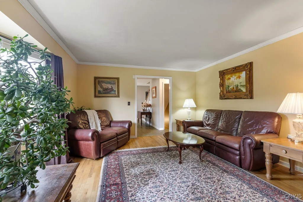 8174 Old Sunridge Drive, Manlius, New York 13104, Manlius, New York 13104, 4 Bedrooms Bedrooms, 11 Rooms Rooms,2 BathroomsBathrooms,Residential,Closed,8174 Old Sunridge Drive, Manlius, New York 13104,0,S1628921