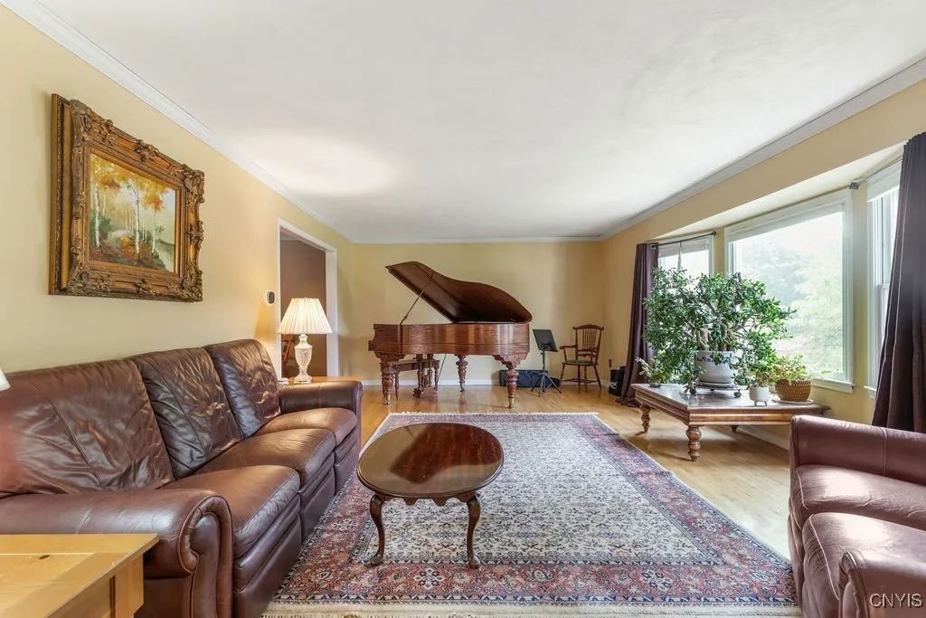 8174 Old Sunridge Drive, Manlius, New York 13104, Manlius, New York 13104, 4 Bedrooms Bedrooms, 11 Rooms Rooms,2 BathroomsBathrooms,Residential,Closed,8174 Old Sunridge Drive, Manlius, New York 13104,0,S1628921