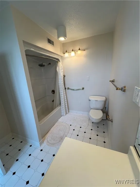 151 Buffalo Avenue 904, Niagara Falls, New York 14, Niagara Falls, New York 14303, 2 Bedrooms Bedrooms, 6 Rooms Rooms,2 BathroomsBathrooms,Residential,For Sale,151 Buffalo Avenue 904, Niagara Falls, New York 14,B1629345