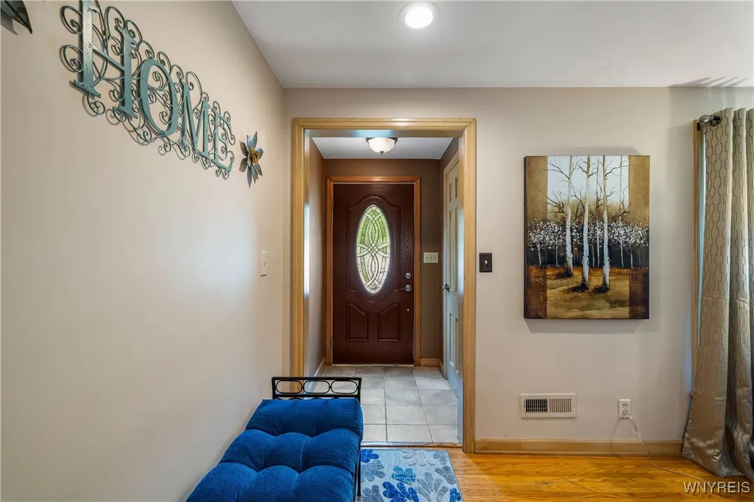 27 Greenfield Drive, Tonawanda, New York 14150, Tonawanda, New York 14150, 3 Bedrooms Bedrooms, 7 Rooms Rooms,1 BathroomBathrooms,Residential,Closed,27 Greenfield Drive, Tonawanda, New York 14150,0,B1629169