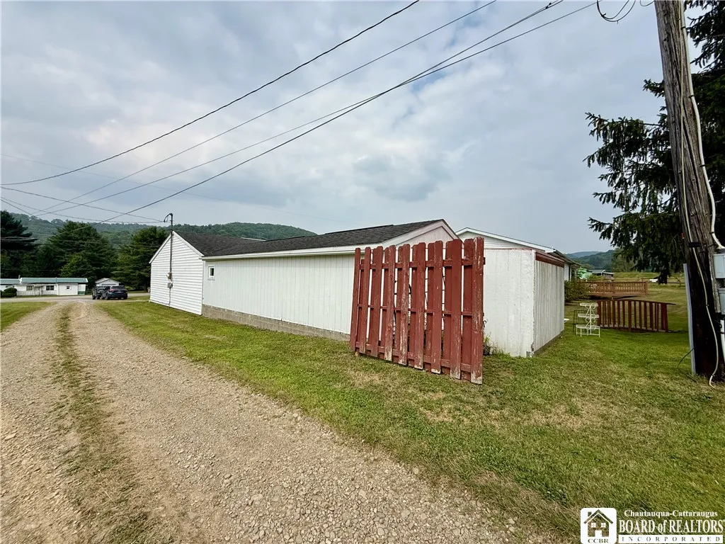 9687 Deer Creek Road, Genesee, New York 14770, Genesee, New York 14770, 3 Bedrooms Bedrooms, 8 Rooms Rooms,2 BathroomsBathrooms,Residential,For Sale,9687 Deer Creek Road, Genesee, New York 14770,0,R1629350