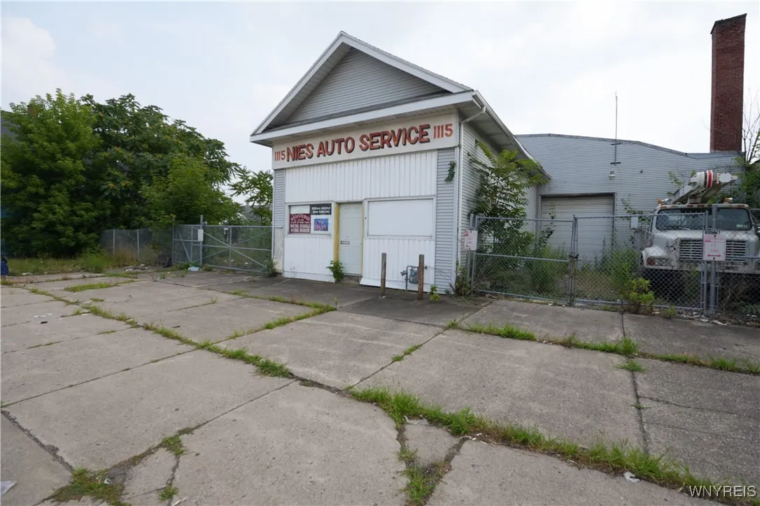1115 East Ferry Street S, Buffalo, New York 14211, Buffalo, New York 14211, ,Commercial Sale,For Sale,1115 East Ferry Street S, Buffalo, New York 14211,B1629316