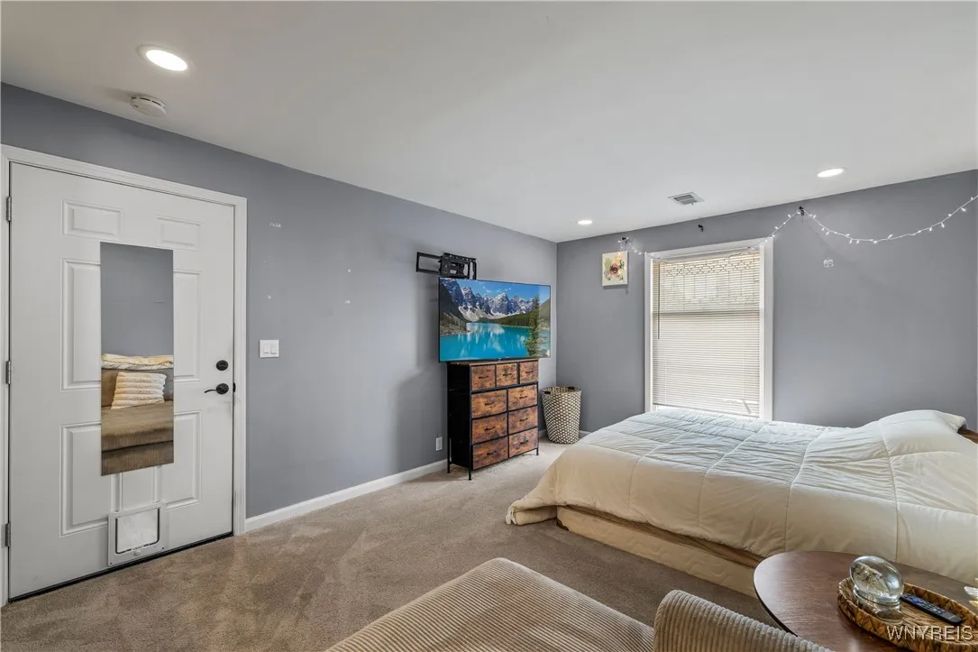 8375 Transit Road, Clarence, New York 14051, Clarence, New York 14051, 4 Bedrooms Bedrooms, 8 Rooms Rooms,2 BathroomsBathrooms,Residential,For Sale,8375 Transit Road, Clarence, New York 14051,B1627758