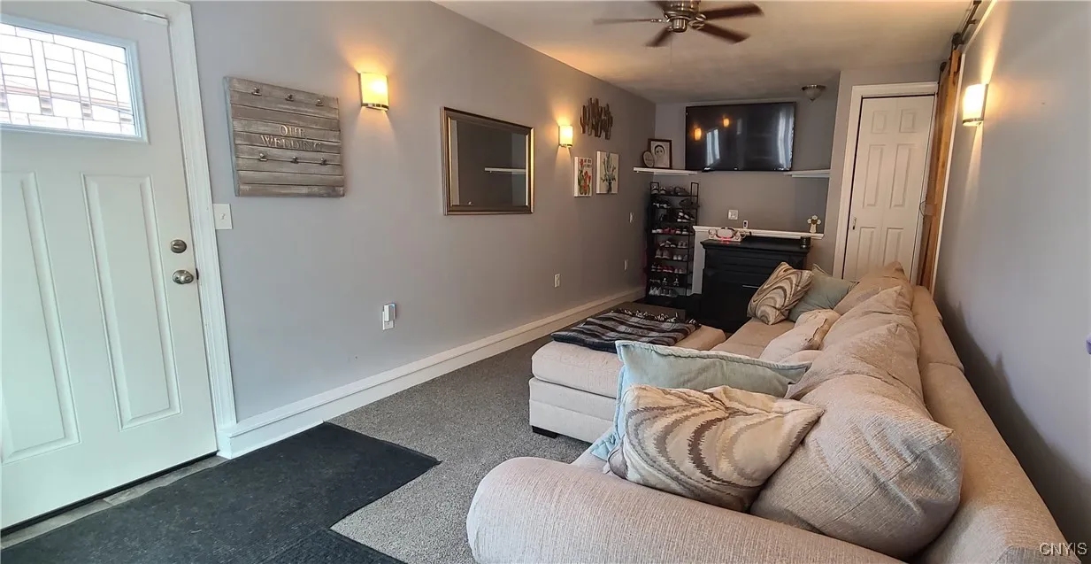 303 Garden City Drive, Salina, New York 13211, Salina, New York 13211, 3 Bedrooms Bedrooms, 7 Rooms Rooms,1 BathroomBathrooms,Residential,Closed,303 Garden City Drive, Salina, New York 13211,0,S1629126