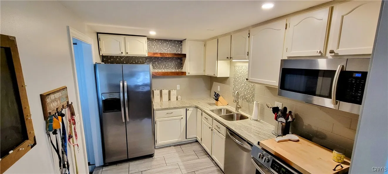 303 Garden City Drive, Salina, New York 13211, Salina, New York 13211, 3 Bedrooms Bedrooms, 7 Rooms Rooms,1 BathroomBathrooms,Residential,Closed,303 Garden City Drive, Salina, New York 13211,0,S1629126