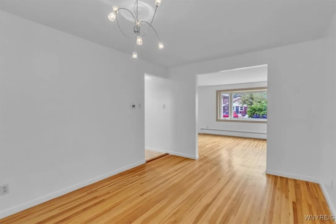 254 Carpenter Avenue, Tonawanda, New York 14223, Tonawanda, New York 14223, 3 Bedrooms Bedrooms, 8 Rooms Rooms,2 BathroomsBathrooms,Residential,For Sale,254 Carpenter Avenue, Tonawanda, New York 14223,B1613522