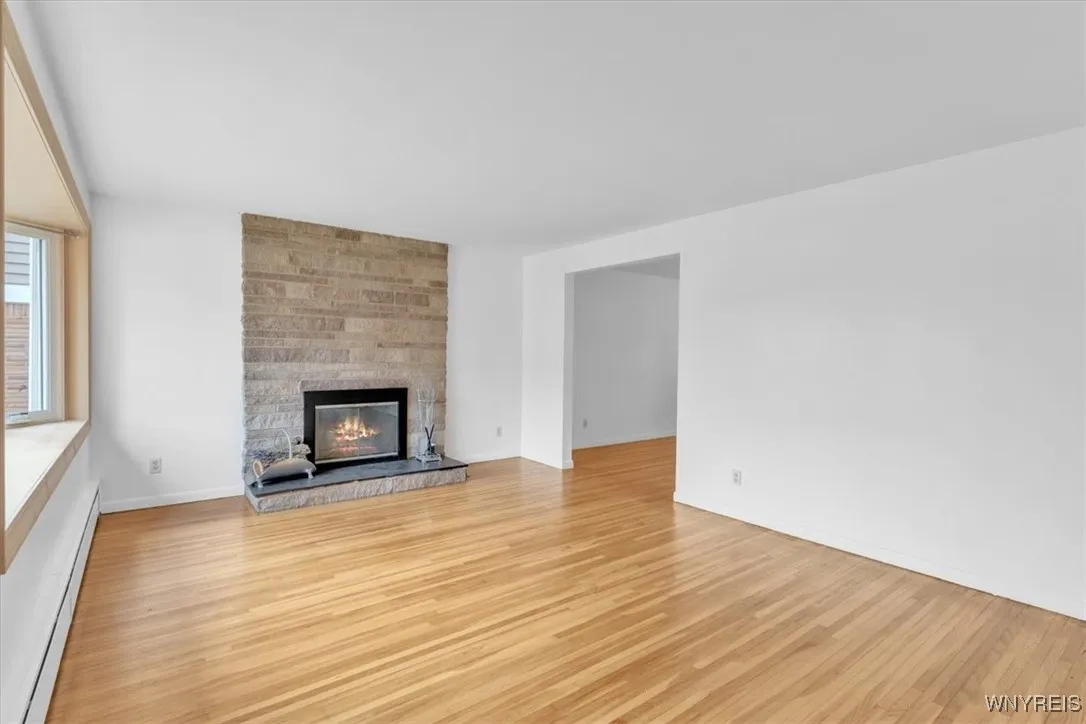 254 Carpenter Avenue, Tonawanda, New York 14223, Tonawanda, New York 14223, 3 Bedrooms Bedrooms, 8 Rooms Rooms,2 BathroomsBathrooms,Residential,For Sale,254 Carpenter Avenue, Tonawanda, New York 14223,B1613522