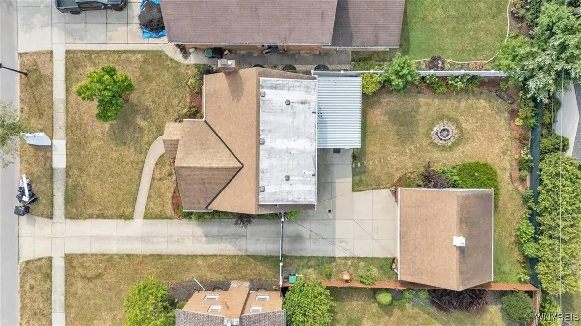 254 Carpenter Avenue, Tonawanda, New York 14223, Tonawanda, New York 14223, 3 Bedrooms Bedrooms, 8 Rooms Rooms,2 BathroomsBathrooms,Residential,For Sale,254 Carpenter Avenue, Tonawanda, New York 14223,B1613522