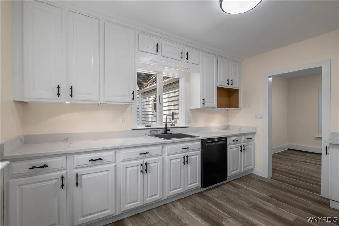 9461 Greiner Road, Clarence, New York 14031, Clarence, New York 14031, 3 Bedrooms Bedrooms, 8 Rooms Rooms,2 BathroomsBathrooms,Residential,For Sale,9461 Greiner Road, Clarence, New York 14031,B1629107