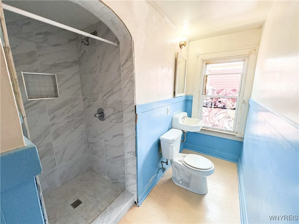 366 Penora Street, Lancaster, New York 14043, Lancaster, New York 14043, 4 Bedrooms Bedrooms, ,2 BathroomsBathrooms,Residential,Closed,366 Penora Street, Lancaster, New York 14043,0,B1629322