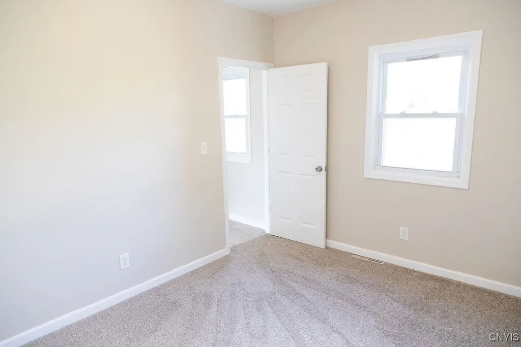 132 Fenton Street, Syracuse, New York 13204, Syracuse, New York 13204, 2 Bedrooms Bedrooms, 4 Rooms Rooms,1 BathroomBathrooms,Residential,For Sale,132 Fenton Street, Syracuse, New York 13204,S1629192