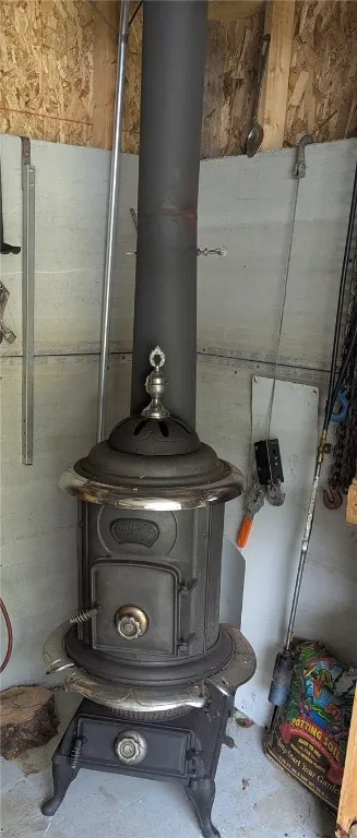 Wood stove in 12 X 12 sged

woodstove in 12 X 12 shed