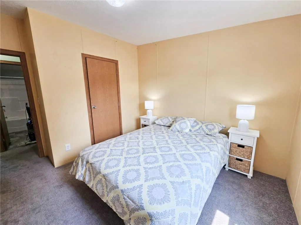 1612 Hennessey Rd #98, Ontario, New York 14519, Ontario, New York 14519, 4 Bedrooms Bedrooms, 6 Rooms Rooms,2 BathroomsBathrooms,Residential,For Sale,1612 Hennessey Rd #98, Ontario, New York 14519,R1628817