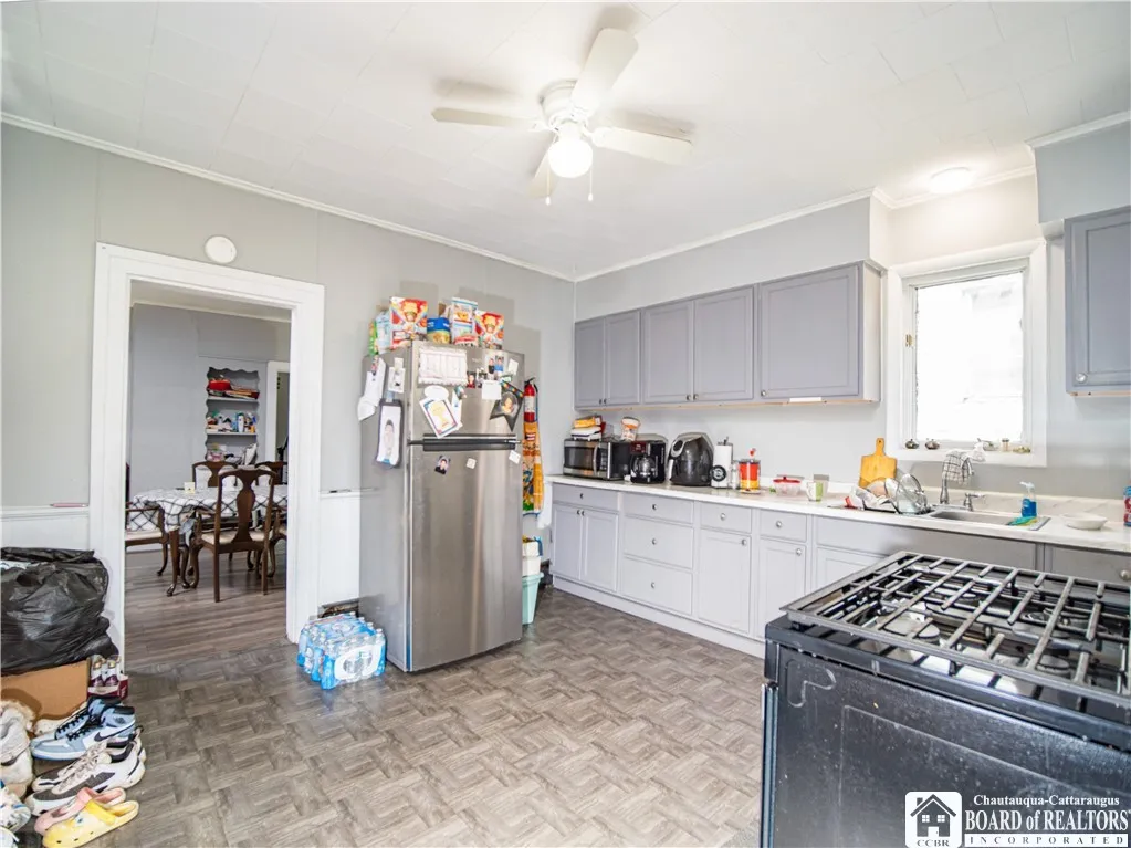328 Eagle Street, Dunkirk, New York 14048, Dunkirk, New York 14048, 3 Bedrooms Bedrooms, 8 Rooms Rooms,2 BathroomsBathrooms,Residential,For Sale,328 Eagle Street, Dunkirk, New York 14048,R1629373