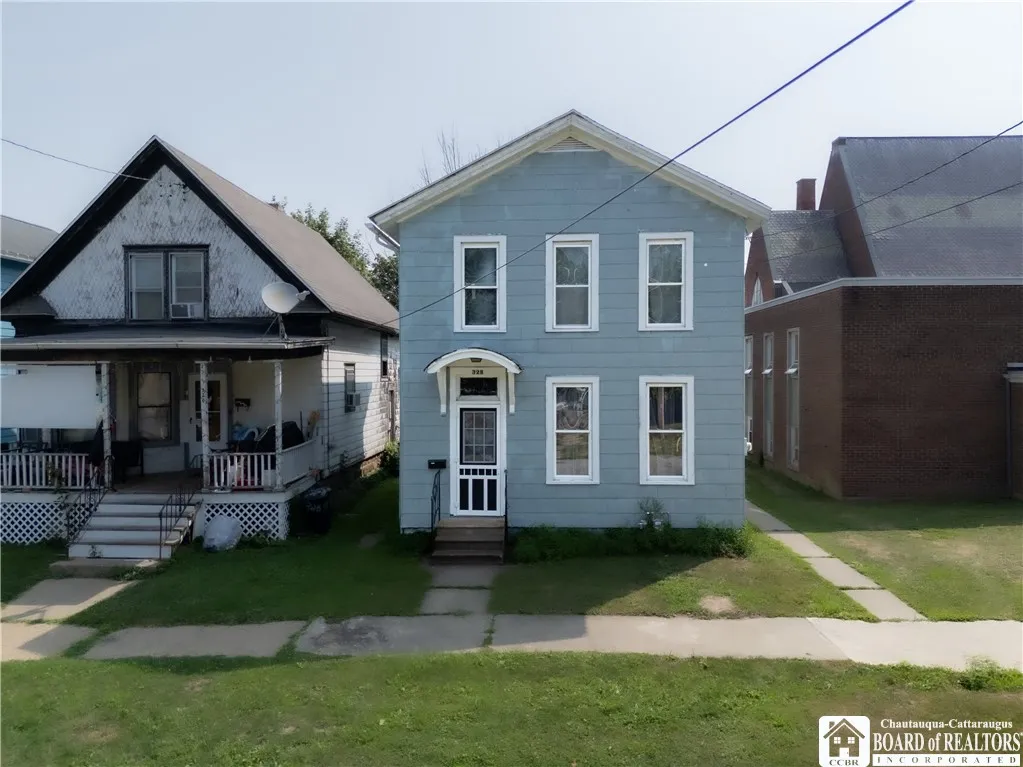 328 Eagle Street, Dunkirk, New York 14048, Dunkirk, New York 14048, 3 Bedrooms Bedrooms, 8 Rooms Rooms,2 BathroomsBathrooms,Residential,For Sale,328 Eagle Street, Dunkirk, New York 14048,R1629373