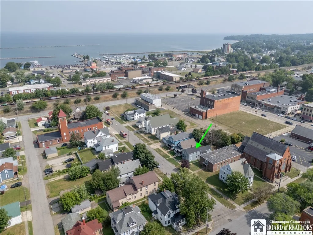 328 Eagle Street, Dunkirk, New York 14048, Dunkirk, New York 14048, 3 Bedrooms Bedrooms, 8 Rooms Rooms,2 BathroomsBathrooms,Residential,For Sale,328 Eagle Street, Dunkirk, New York 14048,R1629373