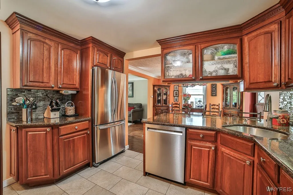 126 Stoneleigh Avenue, Tonawanda, New York 14223, Tonawanda, New York 14223, 4 Bedrooms Bedrooms, 8 Rooms Rooms,2 BathroomsBathrooms,Residential,For Sale,126 Stoneleigh Avenue, Tonawanda, New York 14223,B1628198