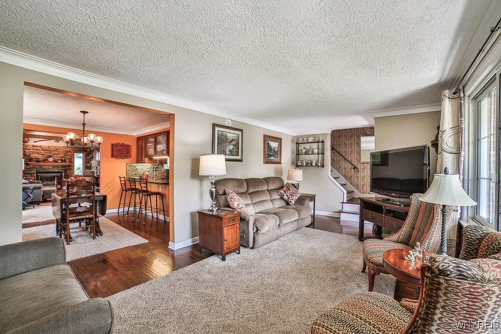 126 Stoneleigh Avenue, Tonawanda, New York 14223, Tonawanda, New York 14223, 4 Bedrooms Bedrooms, 8 Rooms Rooms,2 BathroomsBathrooms,Residential,For Sale,126 Stoneleigh Avenue, Tonawanda, New York 14223,B1628198
