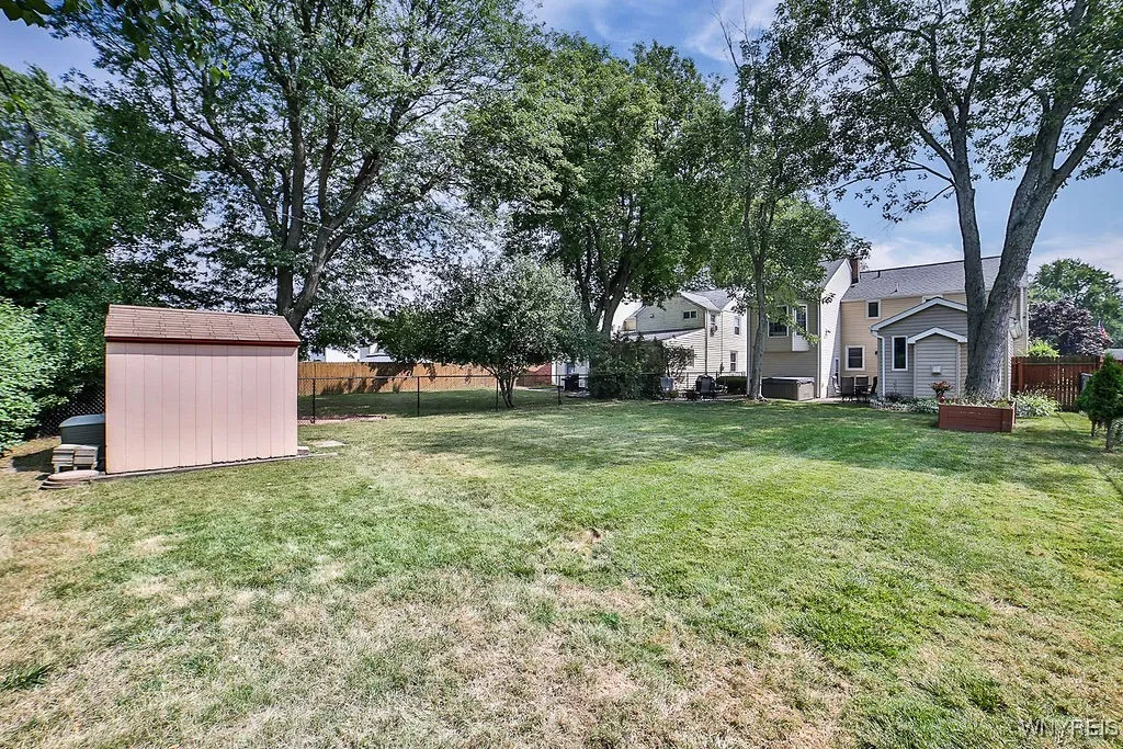 126 Stoneleigh Avenue, Tonawanda, New York 14223, Tonawanda, New York 14223, 4 Bedrooms Bedrooms, 8 Rooms Rooms,2 BathroomsBathrooms,Residential,For Sale,126 Stoneleigh Avenue, Tonawanda, New York 14223,B1628198